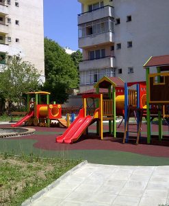 Оборудване за детски площадки